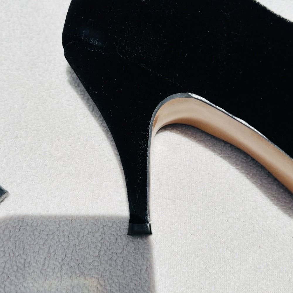 VTG Dolce By Pierre Elegant Black Velvet W/Gold Accent Elegant High Heel Shoes - Picture 5 of 10